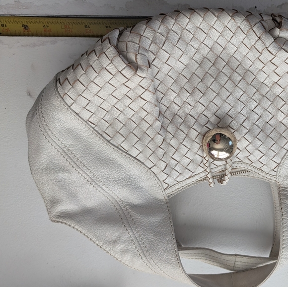 NEW Bill Blass White Leather 17" Wide Crossoiant Purse Braided Shoulder - Picture 11 of 11